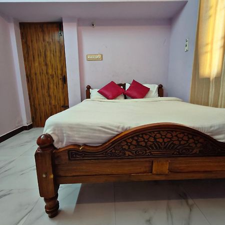 Le Cadillac Bungalow Puducherry Zewnętrze zdjęcie