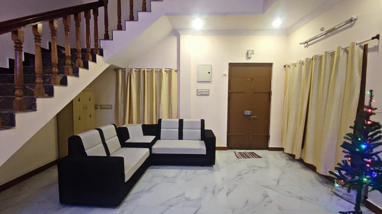 Le Cadillac Bungalow Puducherry Zewnętrze zdjęcie