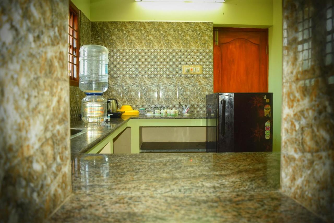 Le Cadillac Bungalow Puducherry Zewnętrze zdjęcie