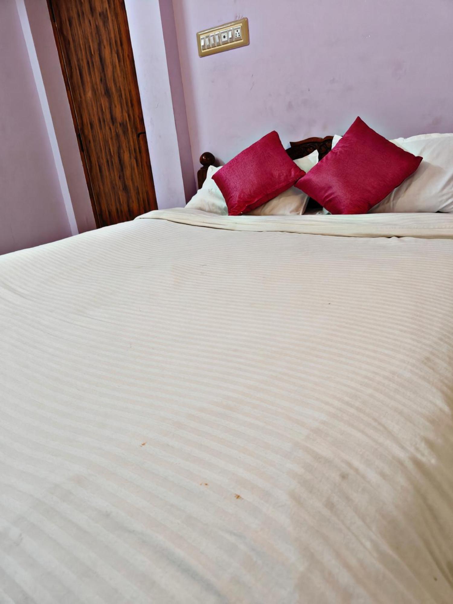 Le Cadillac Bungalow Puducherry Zewnętrze zdjęcie